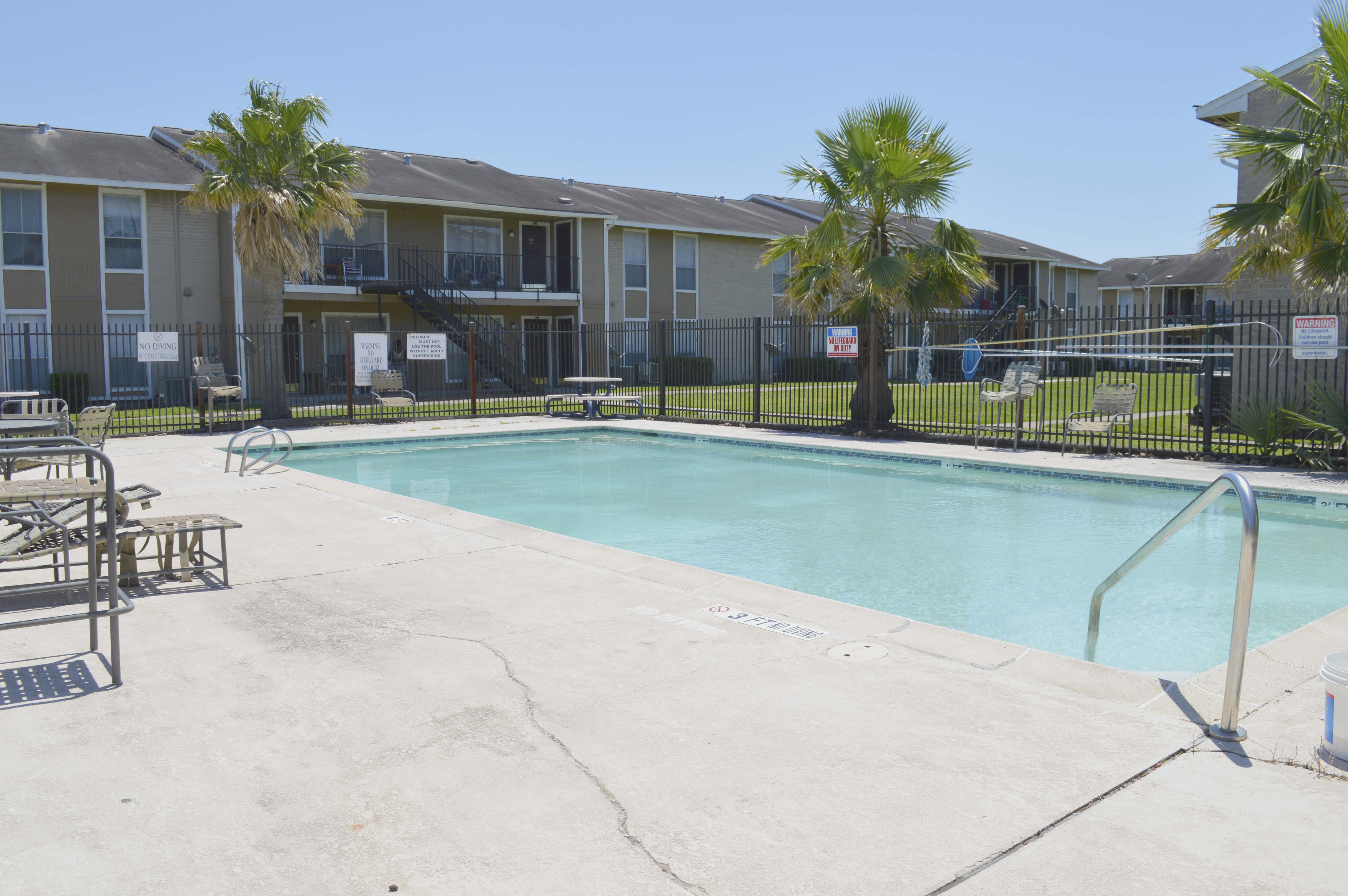 Dyersdale Village Apartments in Houston, TX